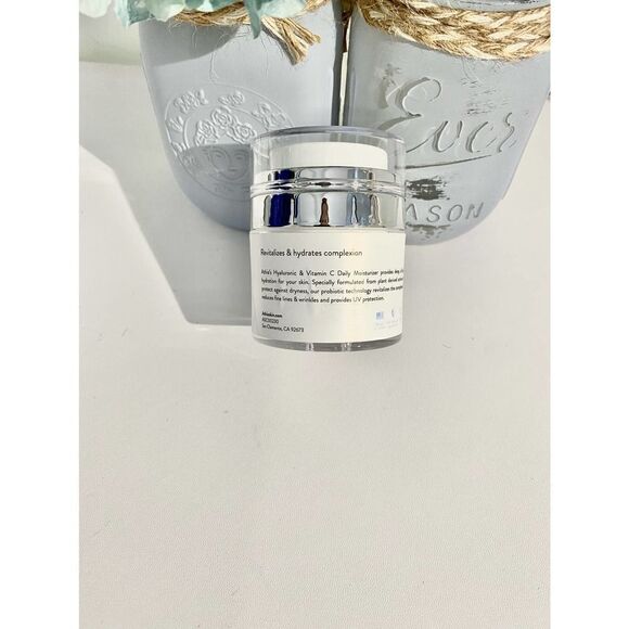 Athia Hyaluronic & Vitamin C Daily Moisturizer - Picture 5 of 7